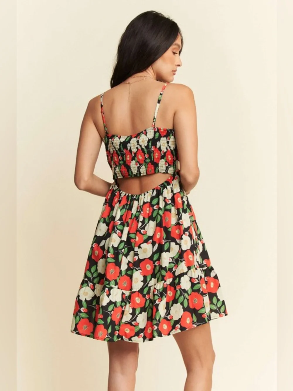 Davi & Dani Floral Scalloped Cutout Back Mini Dress🆕 - Picture 2 of 10